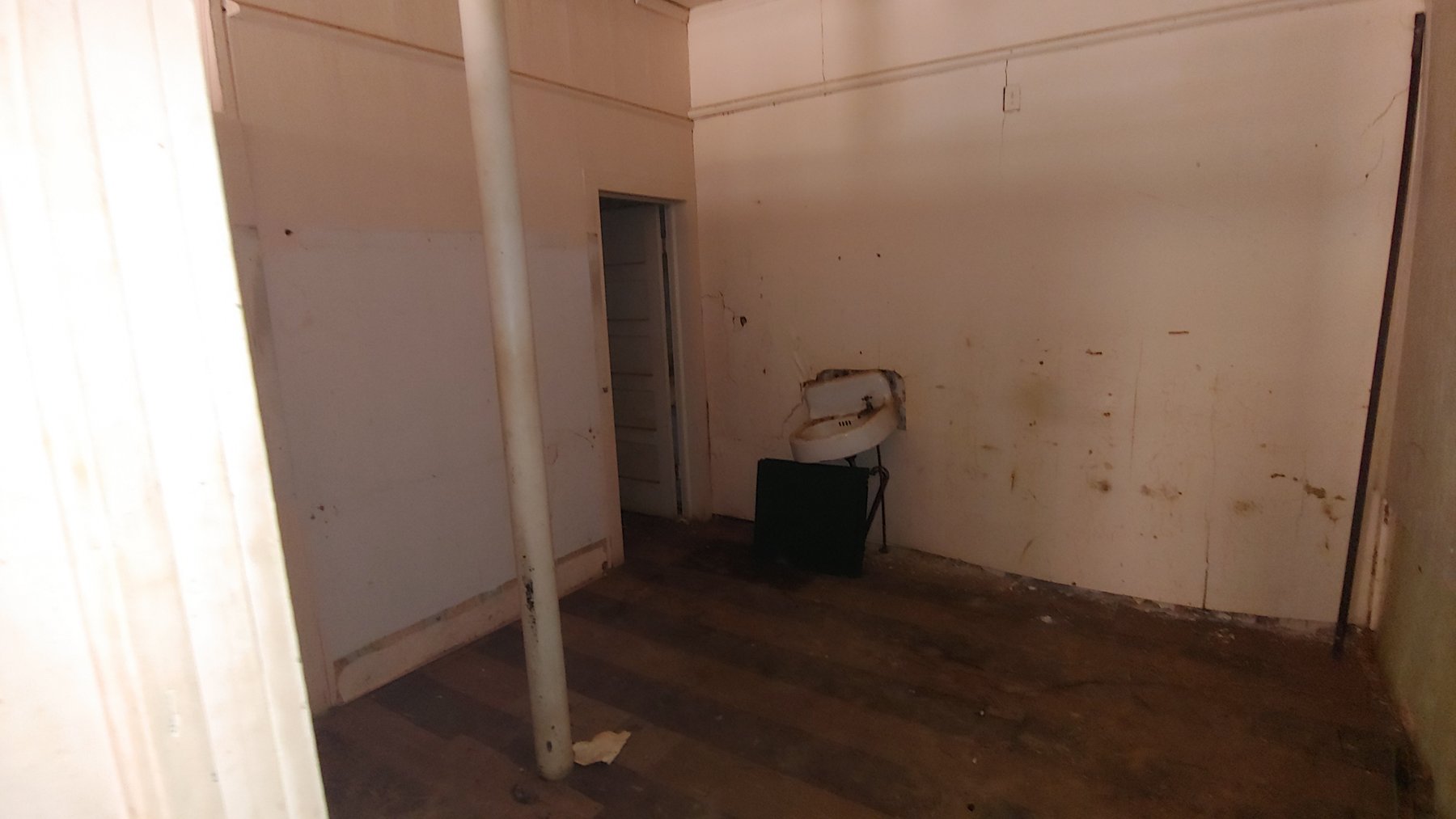 Image for 8,556±SF Former Bank Branch on .09± Acre at 117 N Jackson St, Houston, MS 38851 (Chickasaw County)