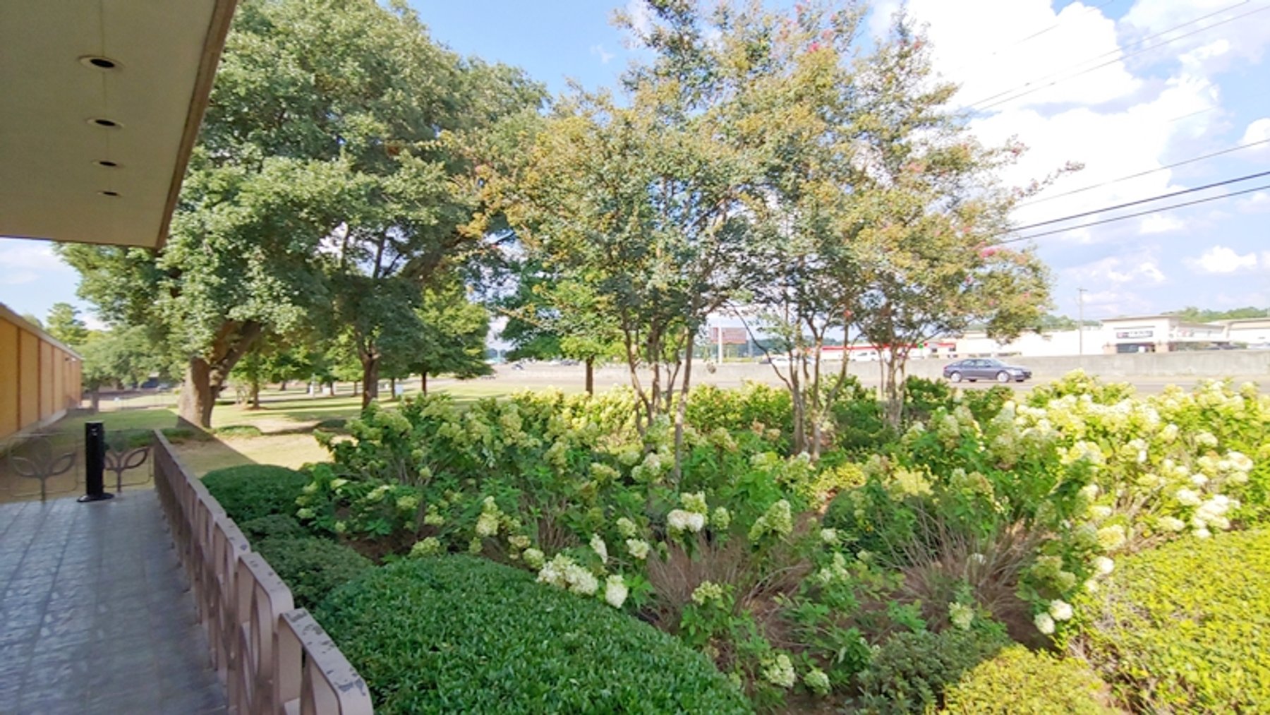 Image for Jackson MS: 56,900±SF Former Bank Operations Center on 5.72± Acres at 4855 I-55 N, Jackson MS 39206 (Hinds County)