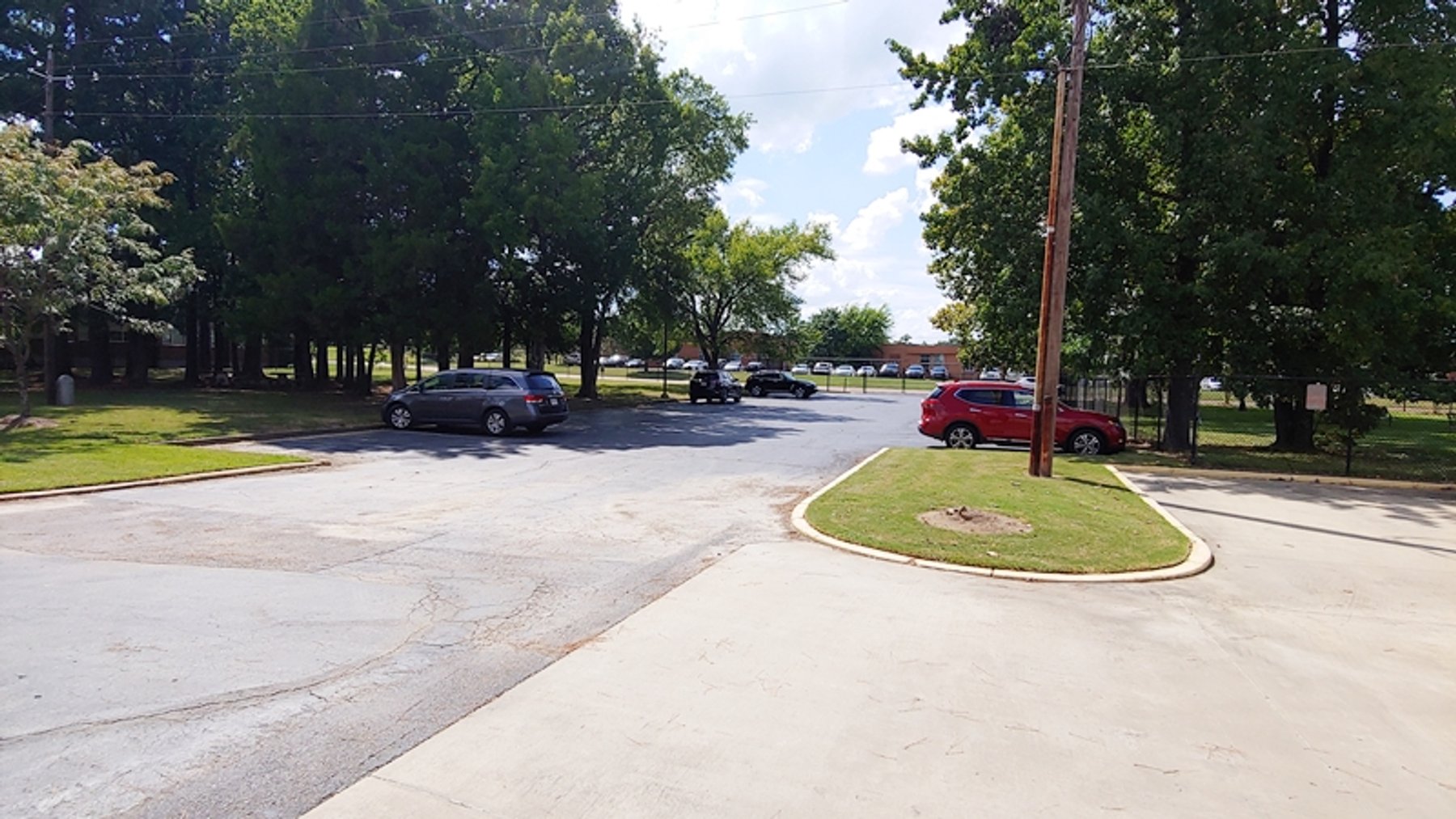 Image for Jackson MS: 56,900±SF Former Bank Operations Center on 5.72± Acres at 4855 I-55 N, Jackson MS 39206 (Hinds County)