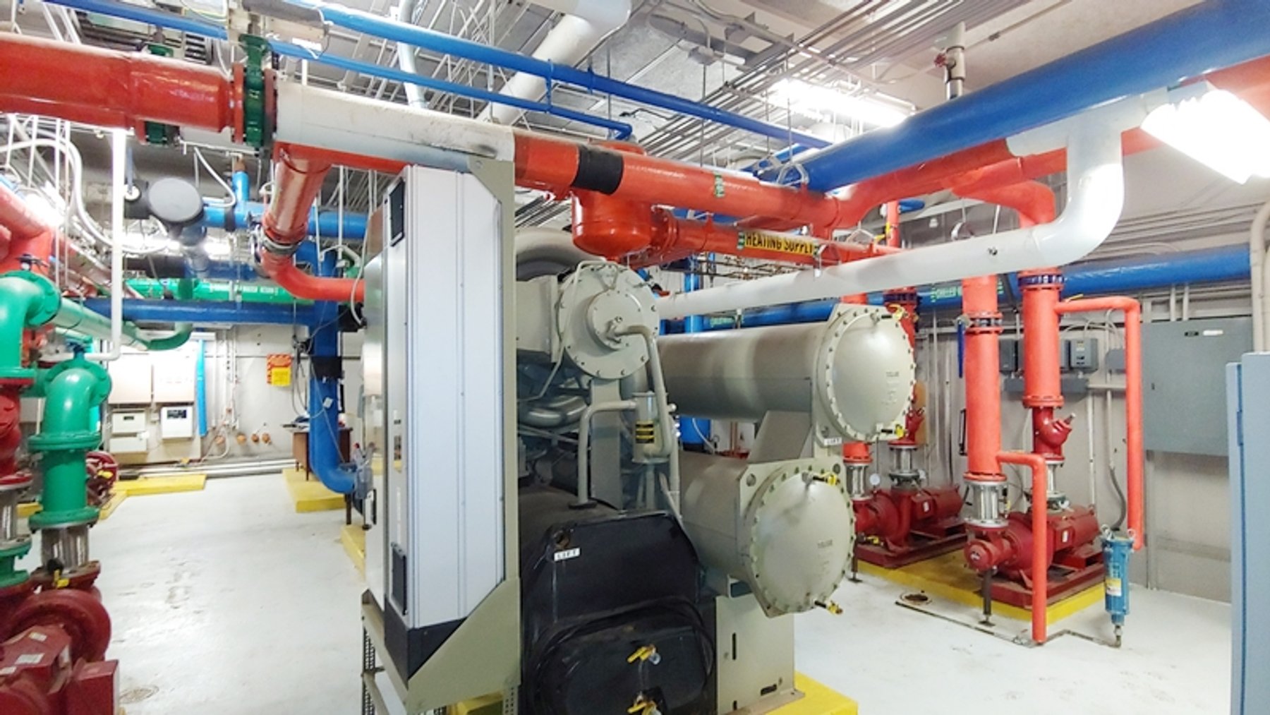 Image for Jackson MS: 56,900±SF Former Bank Operations Center on 5.72± Acres at 4855 I-55 N, Jackson MS 39206 (Hinds County)