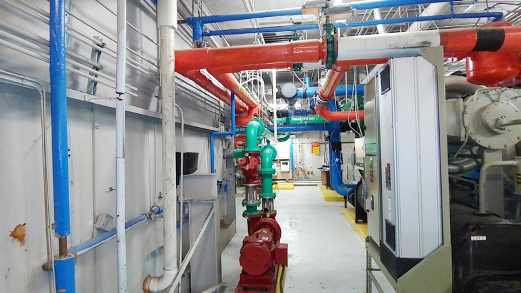 Image for Jackson MS: 56,900±SF Former Bank Operations Center on 5.72± Acres at 4855 I-55 N, Jackson MS 39206 (Hinds County)