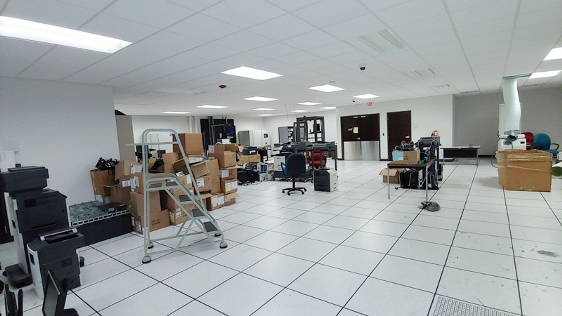 Image for Jackson MS: 56,900±SF Former Bank Operations Center on 5.72± Acres at 4855 I-55 N, Jackson MS 39206 (Hinds County)