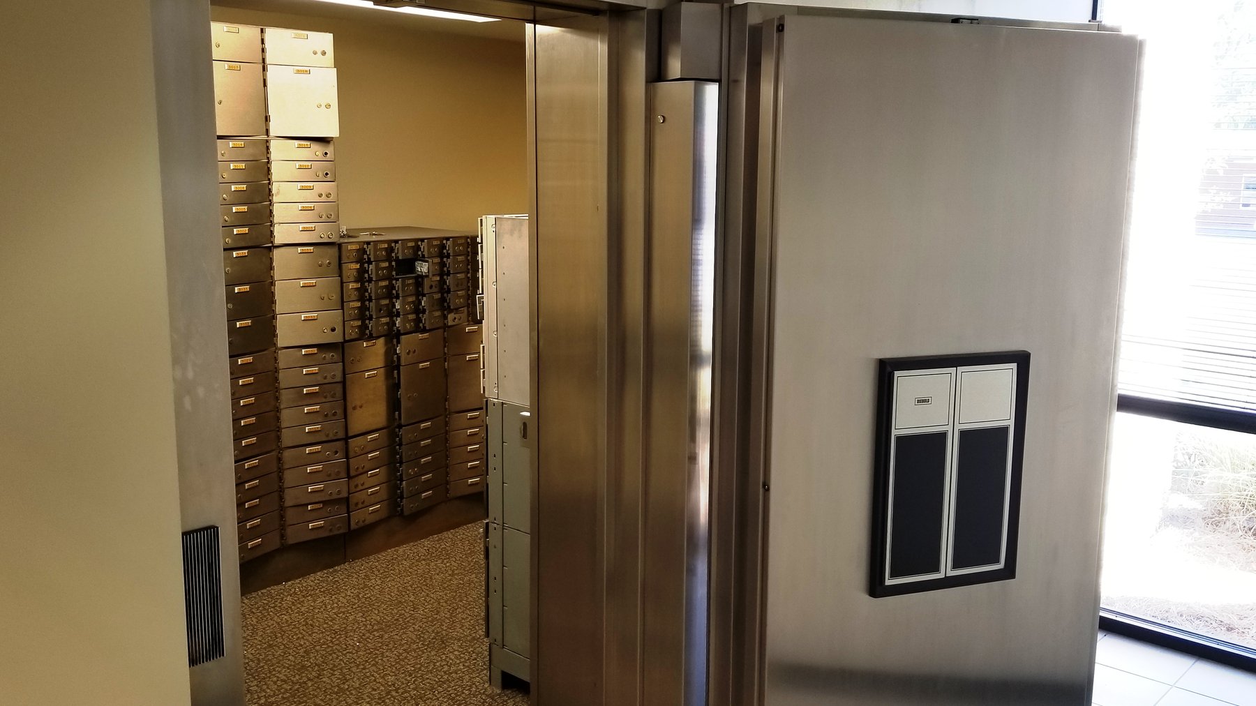 Image for Fort Payne, AL: 3,356±SF Former Bank Branch at 1718 Gault Avenue N., Fort Payne, AL 35967 (DeKalb County) 