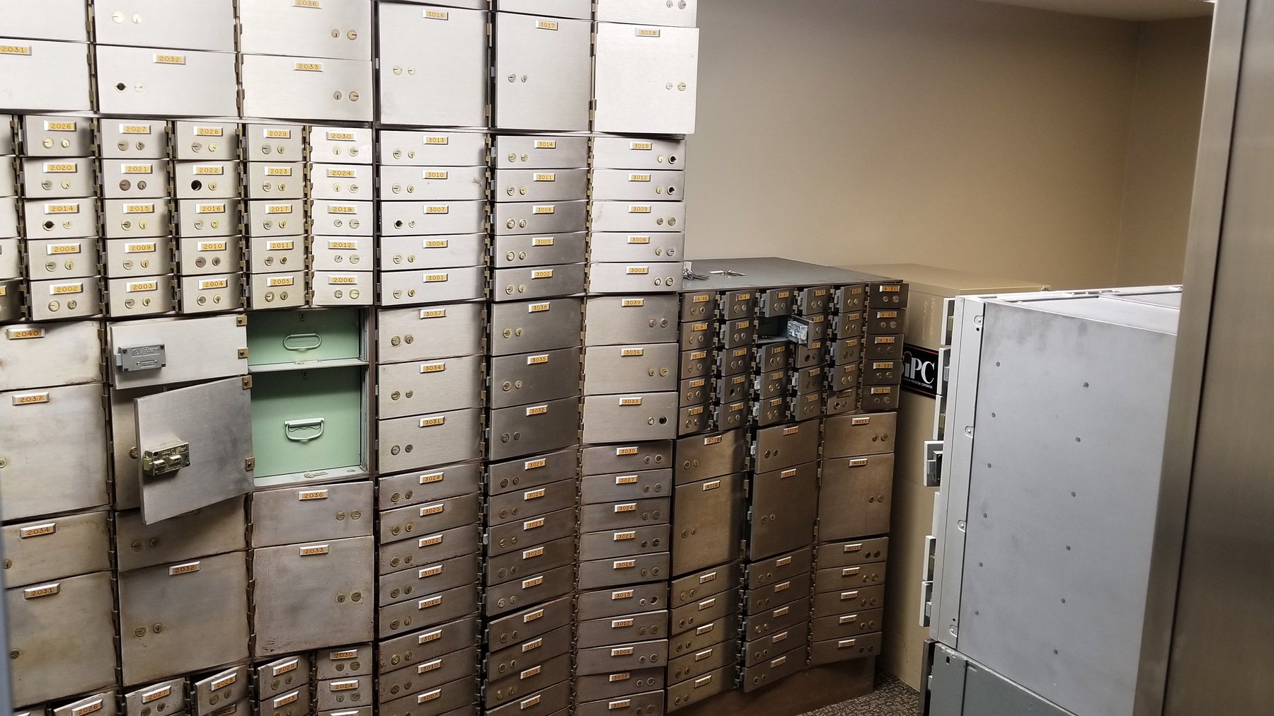 Image for Fort Payne, AL: 3,356±SF Former Bank Branch at 1718 Gault Avenue N., Fort Payne, AL 35967 (DeKalb County) 