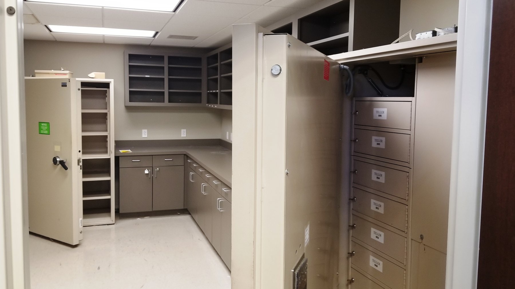 Image for Fort Payne, AL: 3,356±SF Former Bank Branch at 1718 Gault Avenue N., Fort Payne, AL 35967 (DeKalb County) 