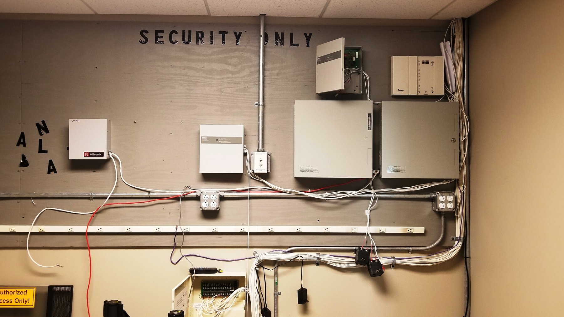 Image for Fort Payne, AL: 3,356±SF Former Bank Branch at 1718 Gault Avenue N., Fort Payne, AL 35967 (DeKalb County) 