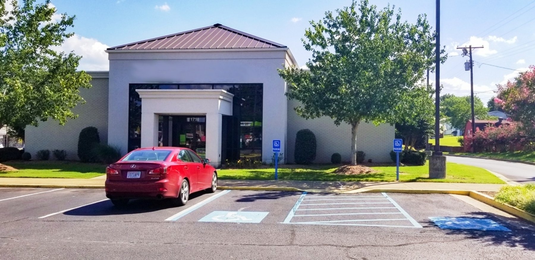 Image for Fort Payne, AL: 3,356±SF Former Bank Branch at 1718 Gault Avenue N., Fort Payne, AL 35967 (DeKalb County) 