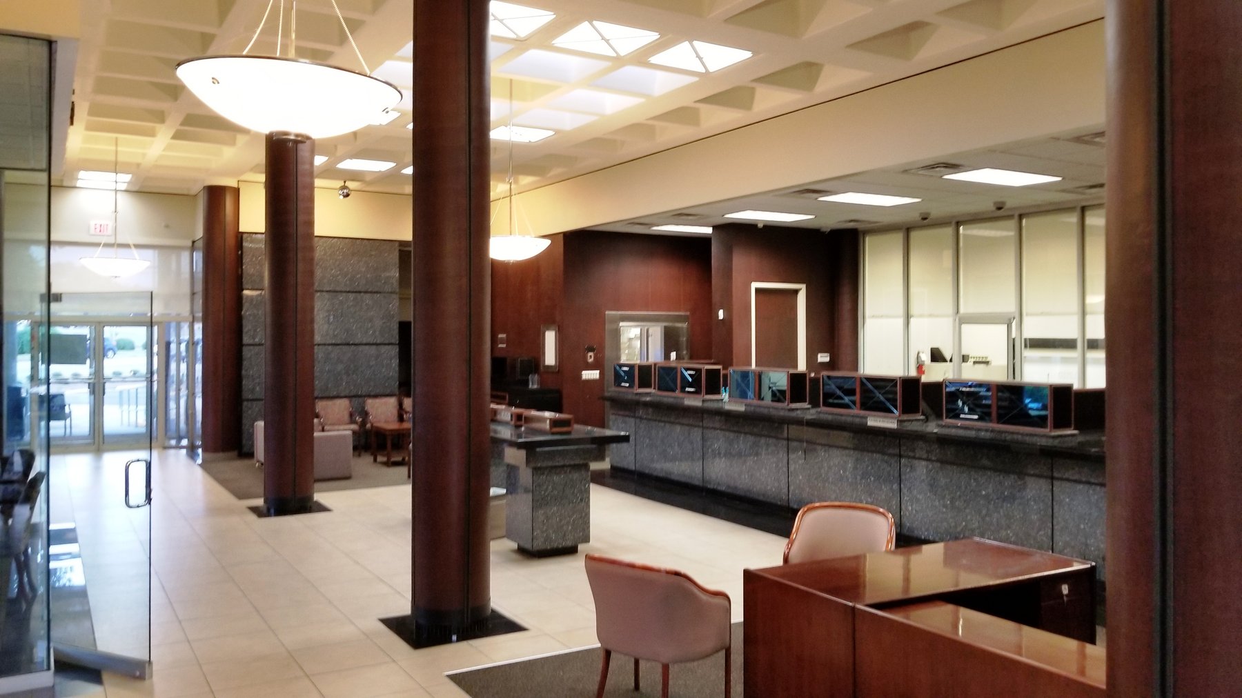 Image for Montgomery, AL: 4,000±SF Former Bank Branch at 6900 Vaughn Road, Montgomery, AL 36116 (Montgomery County) 