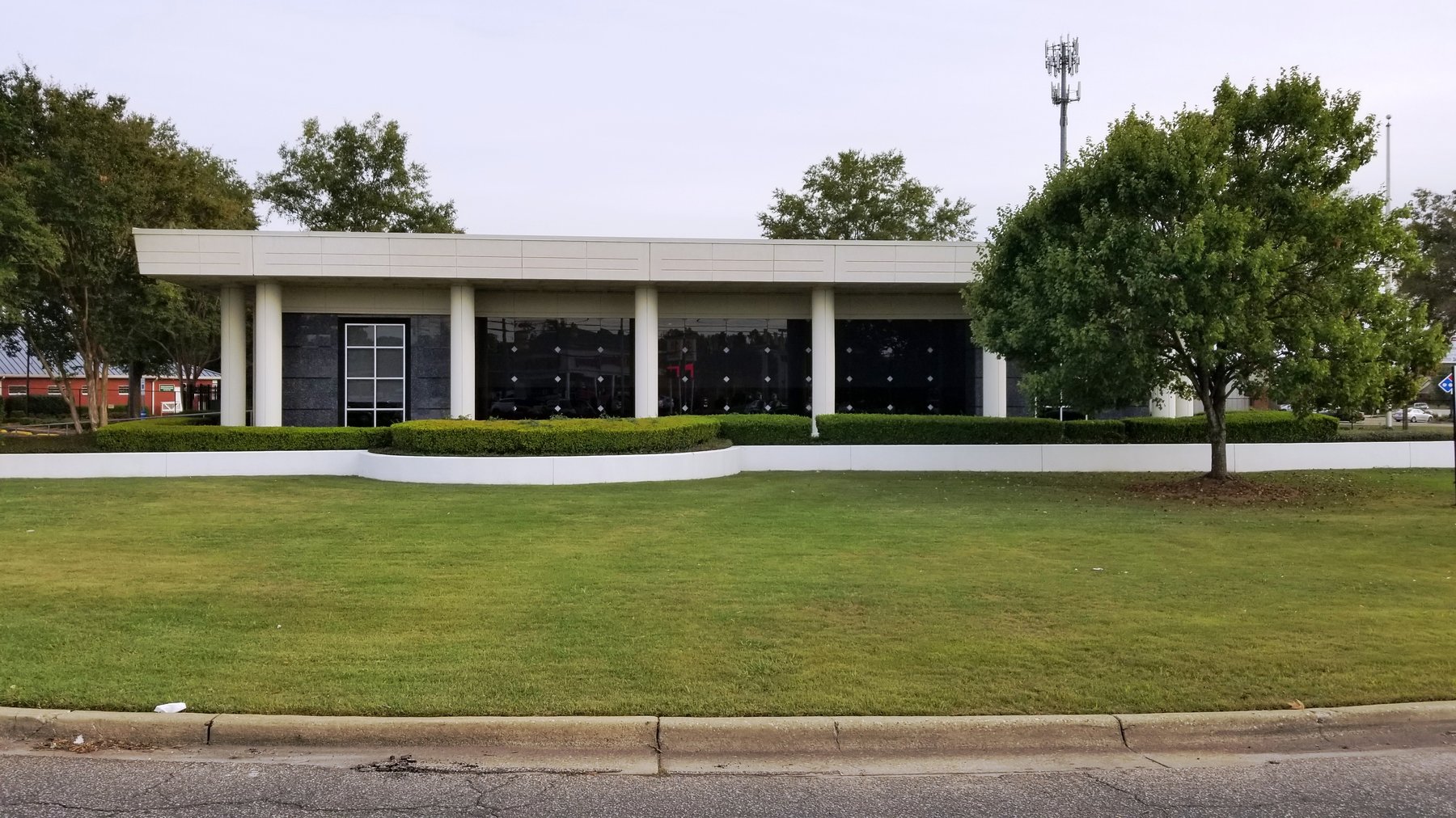 Image for Montgomery, AL: 4,000±SF Former Bank Branch at 6900 Vaughn Road, Montgomery, AL 36116 (Montgomery County) 