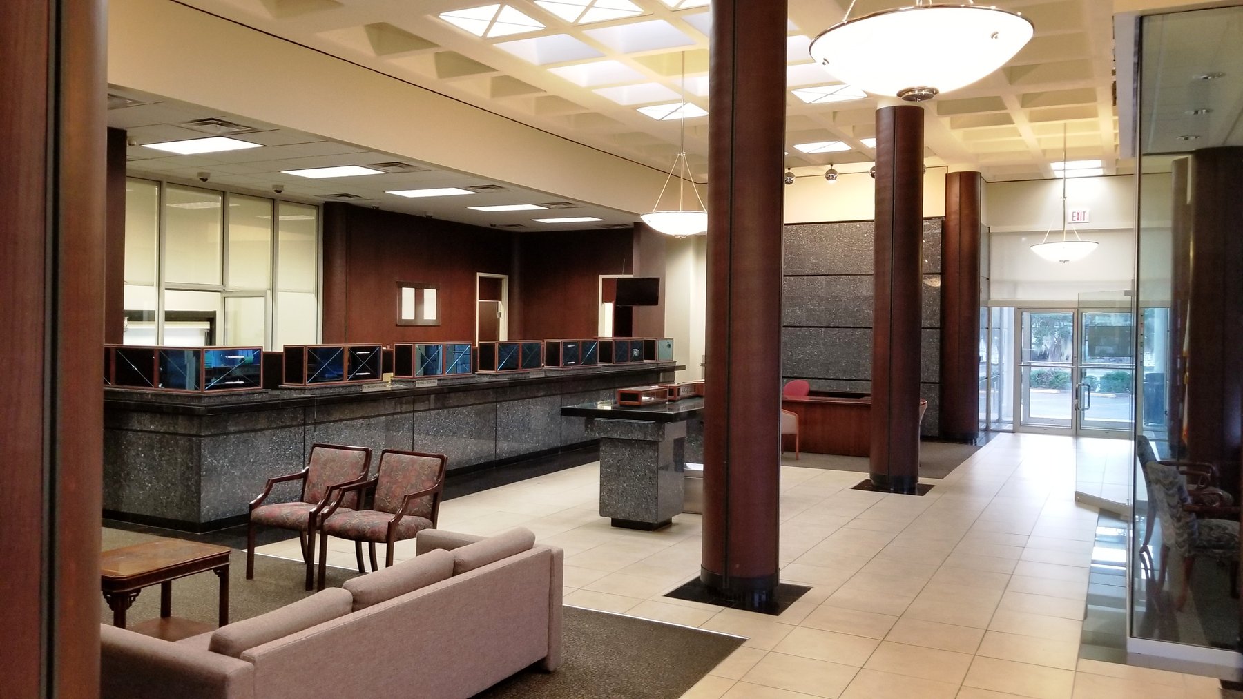 Image for Montgomery, AL: 4,000±SF Former Bank Branch at 6900 Vaughn Road, Montgomery, AL 36116 (Montgomery County) 