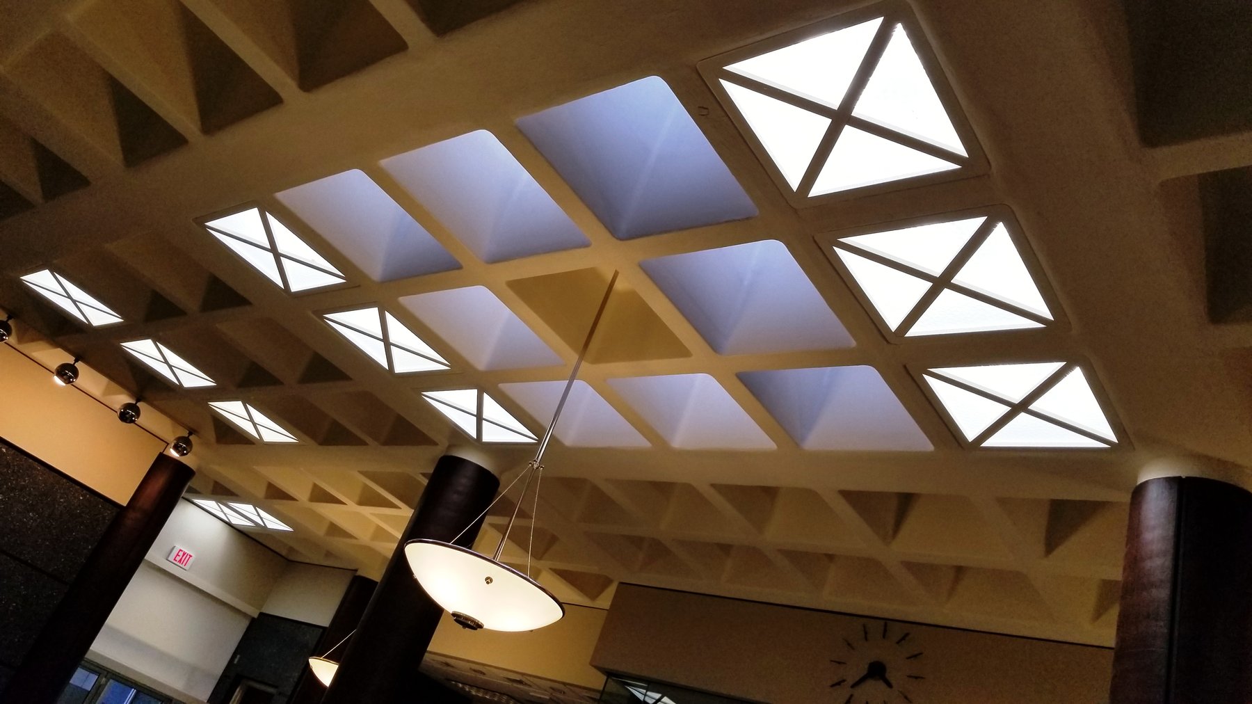 Image for Montgomery, AL: 4,000±SF Former Bank Branch at 6900 Vaughn Road, Montgomery, AL 36116 (Montgomery County) 