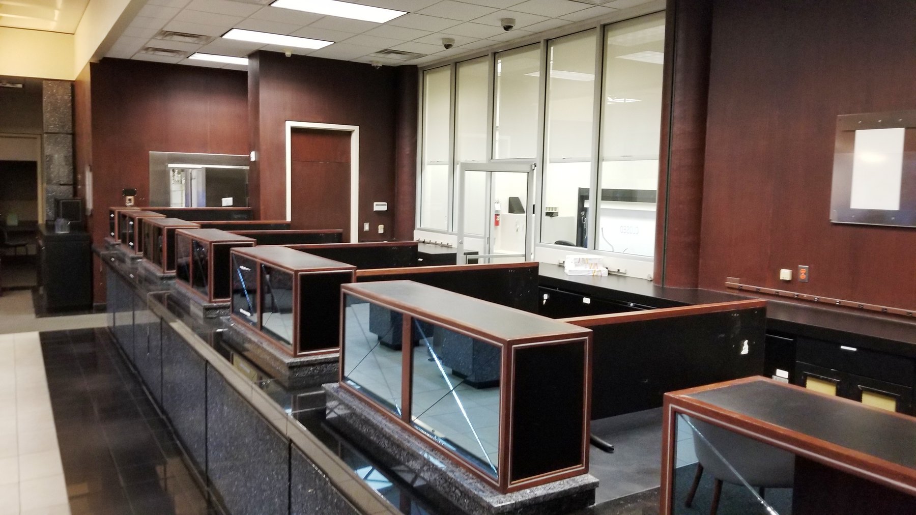 Image for Montgomery, AL: 4,000±SF Former Bank Branch at 6900 Vaughn Road, Montgomery, AL 36116 (Montgomery County) 