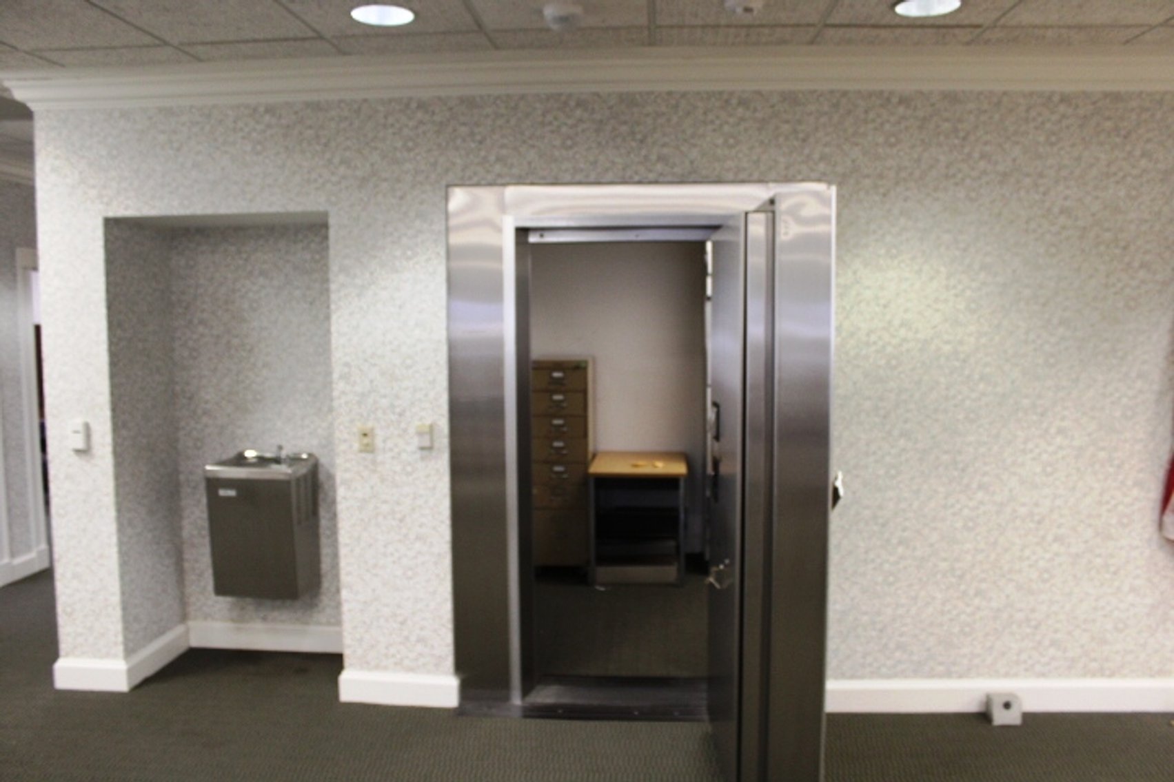 Image for Fordyce, AR: 9,910±SF Former Bank Branch at 611 West 4th Street, Fordyce, AR 71742 (Dallas County)