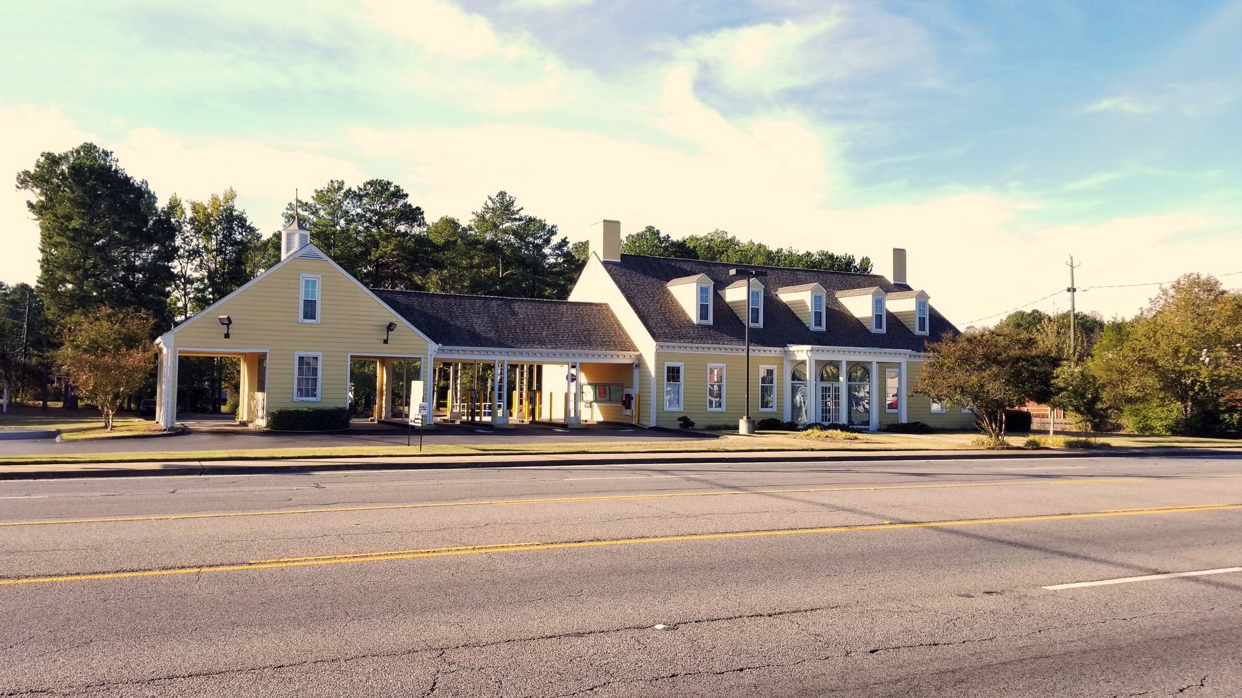 Image for Rome, GA: 2,596±SF Former Bank Branch on 1.55± Acres at 2101 Shorter Avenue, Rome, GA 30165 (Floyd County)
