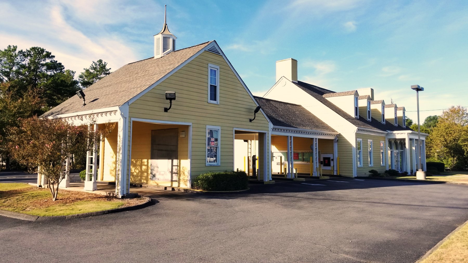 Image for Rome, GA: 2,596±SF Former Bank Branch on 1.55± Acres at 2101 Shorter Avenue, Rome, GA 30165 (Floyd County)