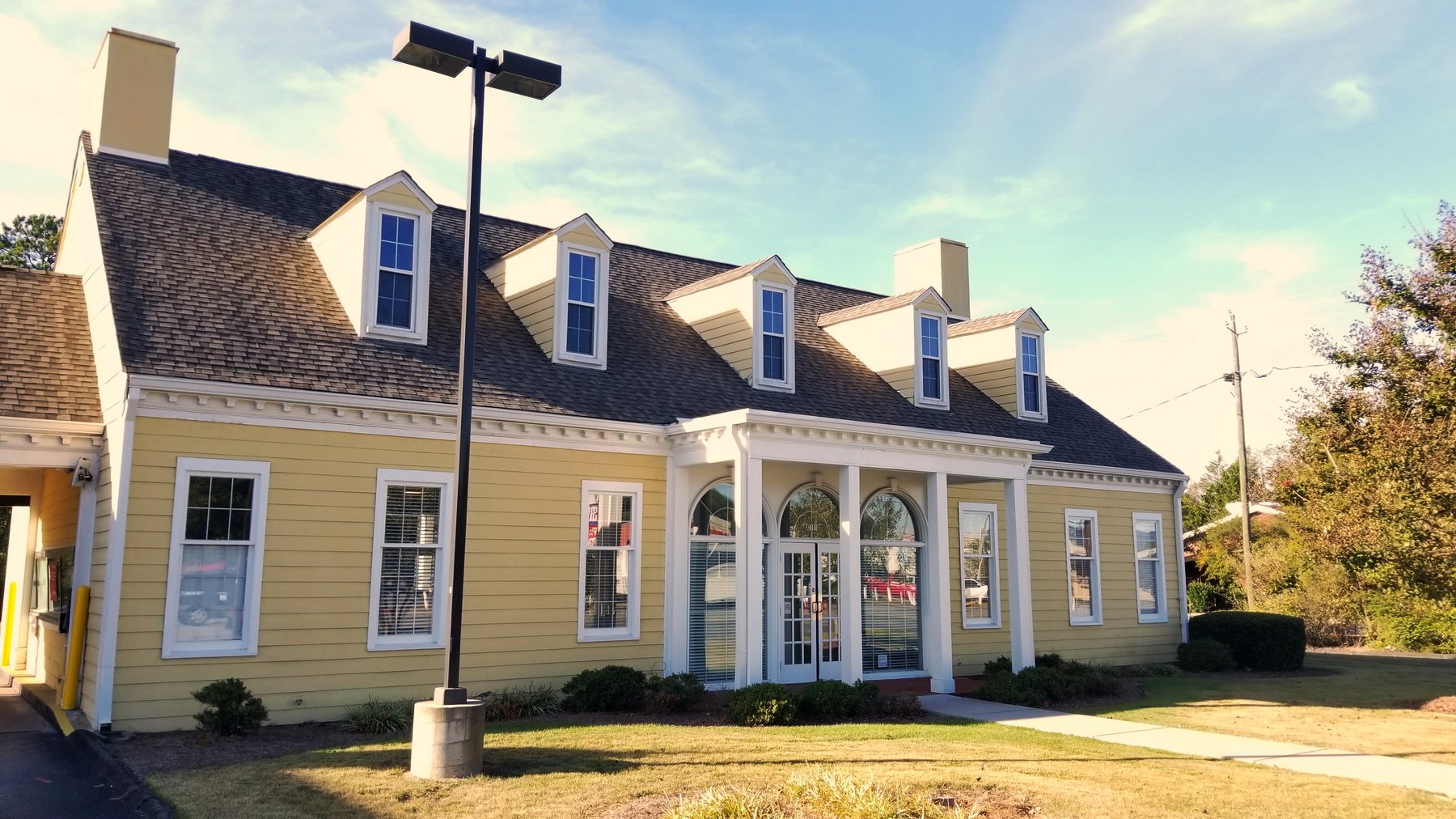 Image for Rome, GA: 2,596±SF Former Bank Branch on 1.55± Acres at 2101 Shorter Avenue, Rome, GA 30165 (Floyd County)