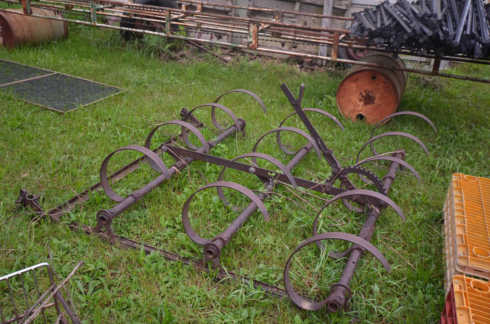 Image for ALLIS CHALMERS TRACTOR, WELDING & SHOP TOOLS, HORSE TACK, COLLECTIBLES, HOUSEHOLD & MORE!