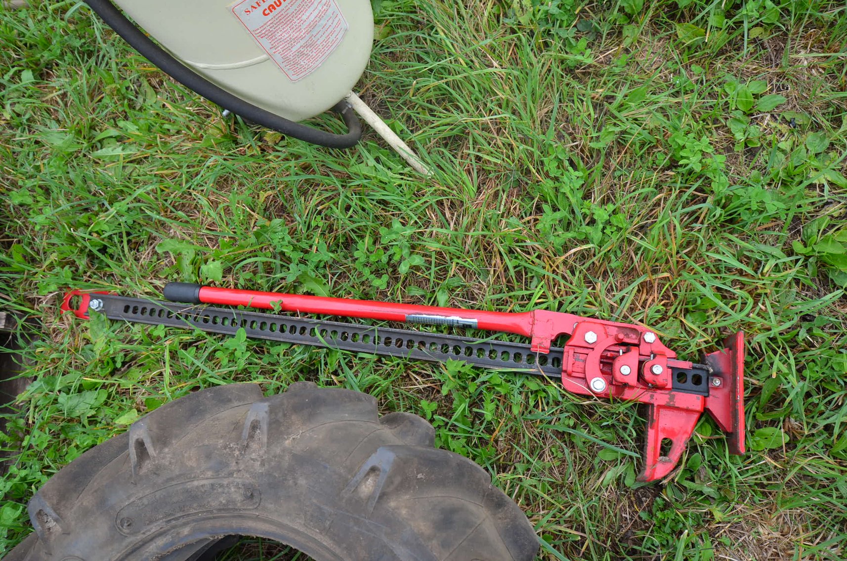 Image for ALLIS CHALMERS TRACTOR, WELDING & SHOP TOOLS, HORSE TACK, COLLECTIBLES, HOUSEHOLD & MORE!