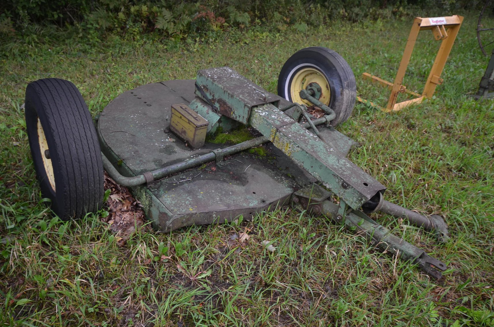 Image for ALLIS CHALMERS TRACTOR, WELDING & SHOP TOOLS, HORSE TACK, COLLECTIBLES, HOUSEHOLD & MORE!