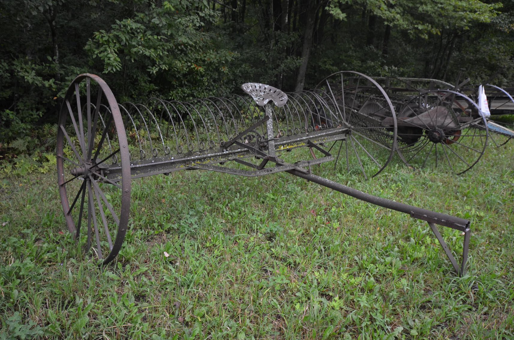 Image for ALLIS CHALMERS TRACTOR, WELDING & SHOP TOOLS, HORSE TACK, COLLECTIBLES, HOUSEHOLD & MORE!