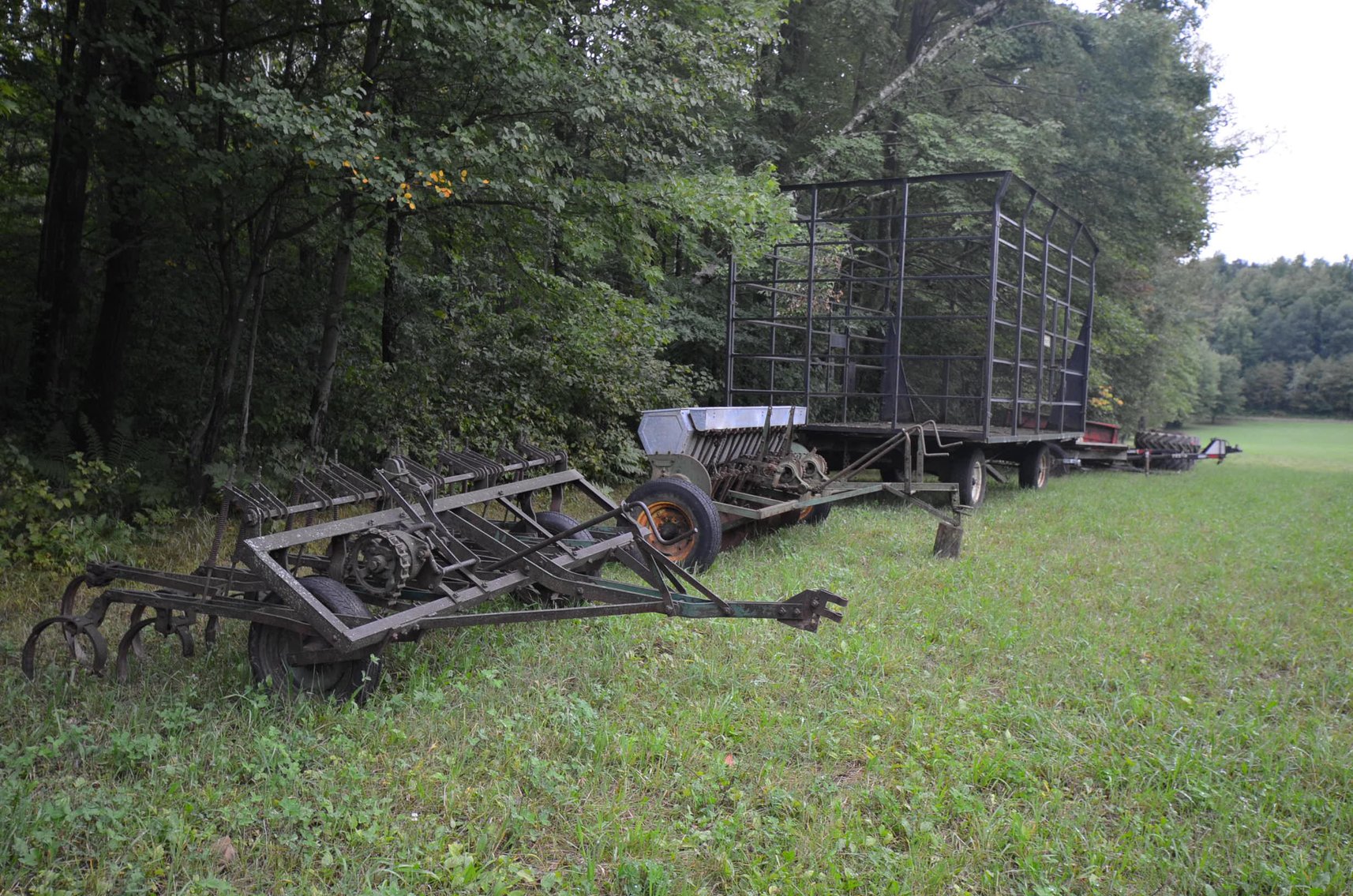 Image for ALLIS CHALMERS TRACTOR, WELDING & SHOP TOOLS, HORSE TACK, COLLECTIBLES, HOUSEHOLD & MORE!