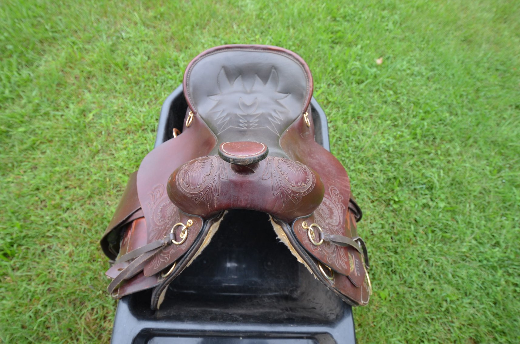 Image for ALLIS CHALMERS TRACTOR, WELDING & SHOP TOOLS, HORSE TACK, COLLECTIBLES, HOUSEHOLD & MORE!