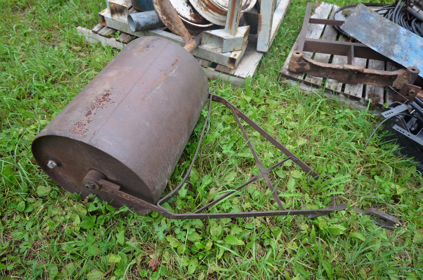 Image for ALLIS CHALMERS TRACTOR, WELDING & SHOP TOOLS, HORSE TACK, COLLECTIBLES, HOUSEHOLD & MORE!