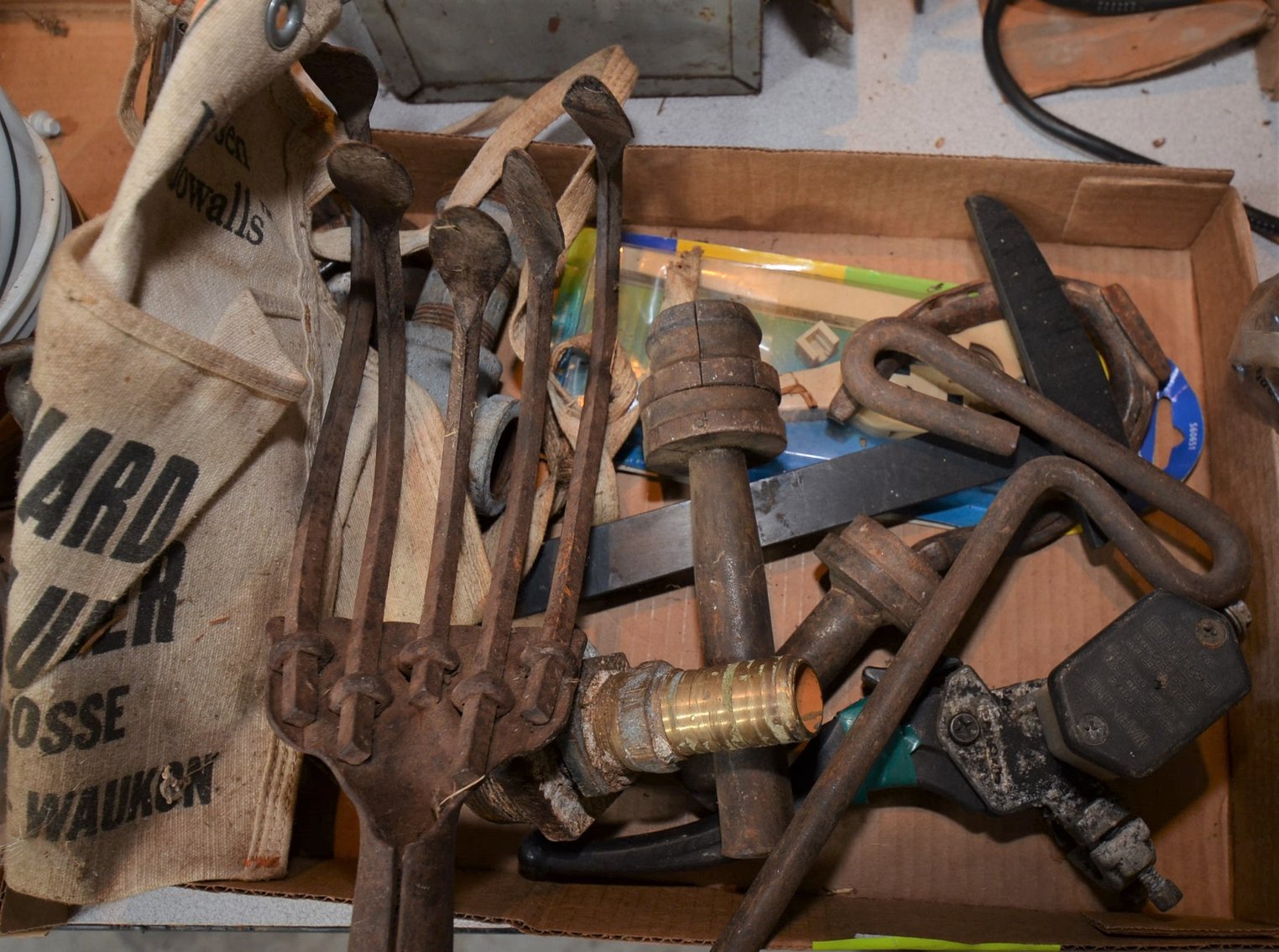 Image for ENCLOSED TRAILER, POWER TOOLS, FURNITURE AND HOUSEHOLD ITEMS