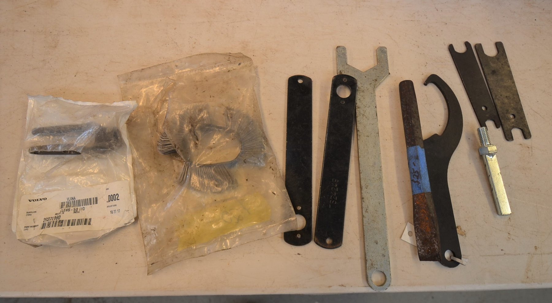 Image for DUTCHMEN TRAVEL TRAILER, ENCLOSED TRAILER, PONTOON, SHOP TOOLS, COLLECTIBLES & MORE!