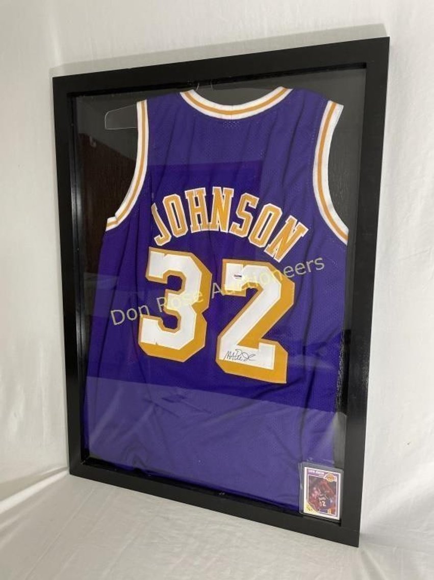 Image for Sports Memorabilia Auction