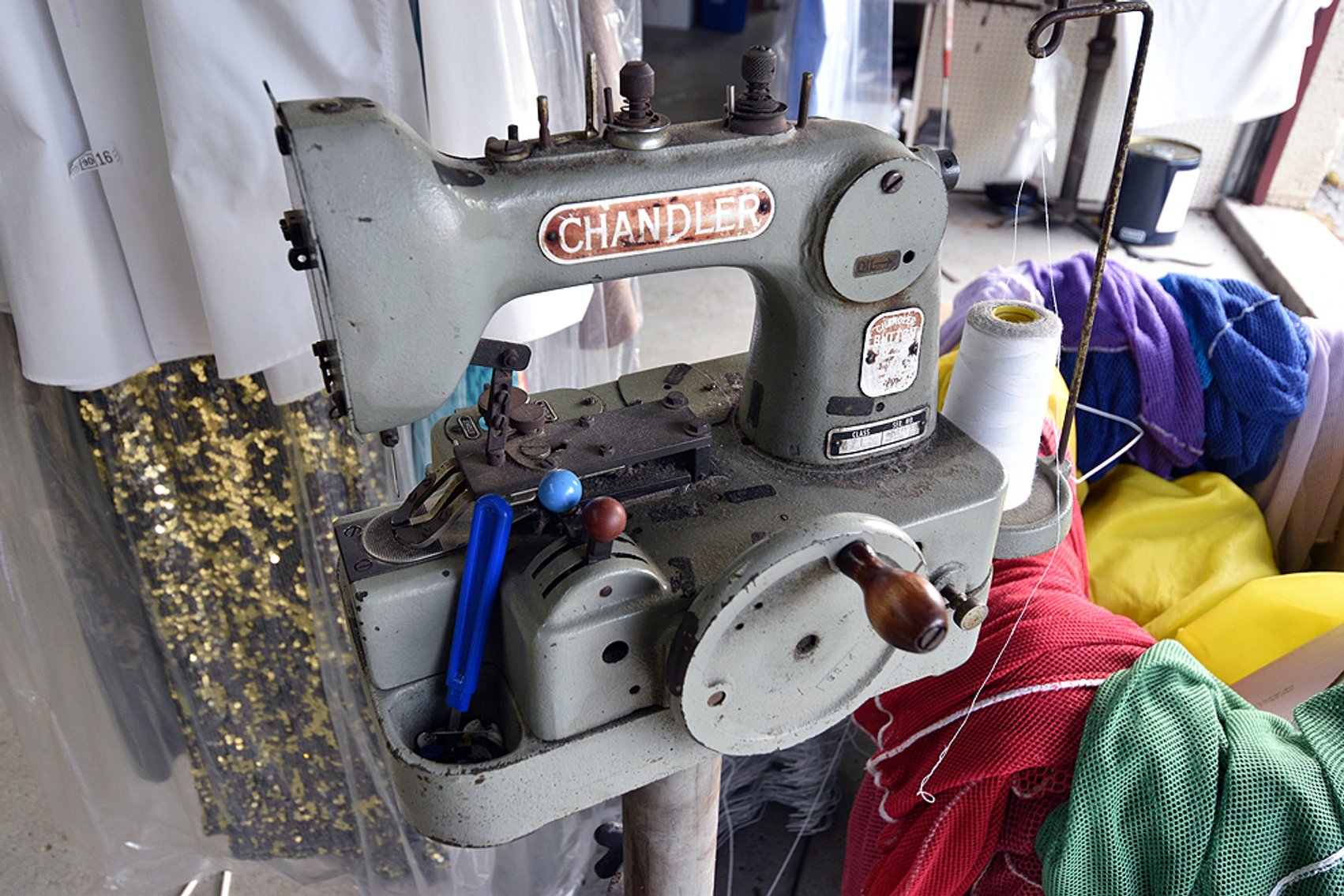 Image for {each} Chandler Button Sewing Machine, Class 471