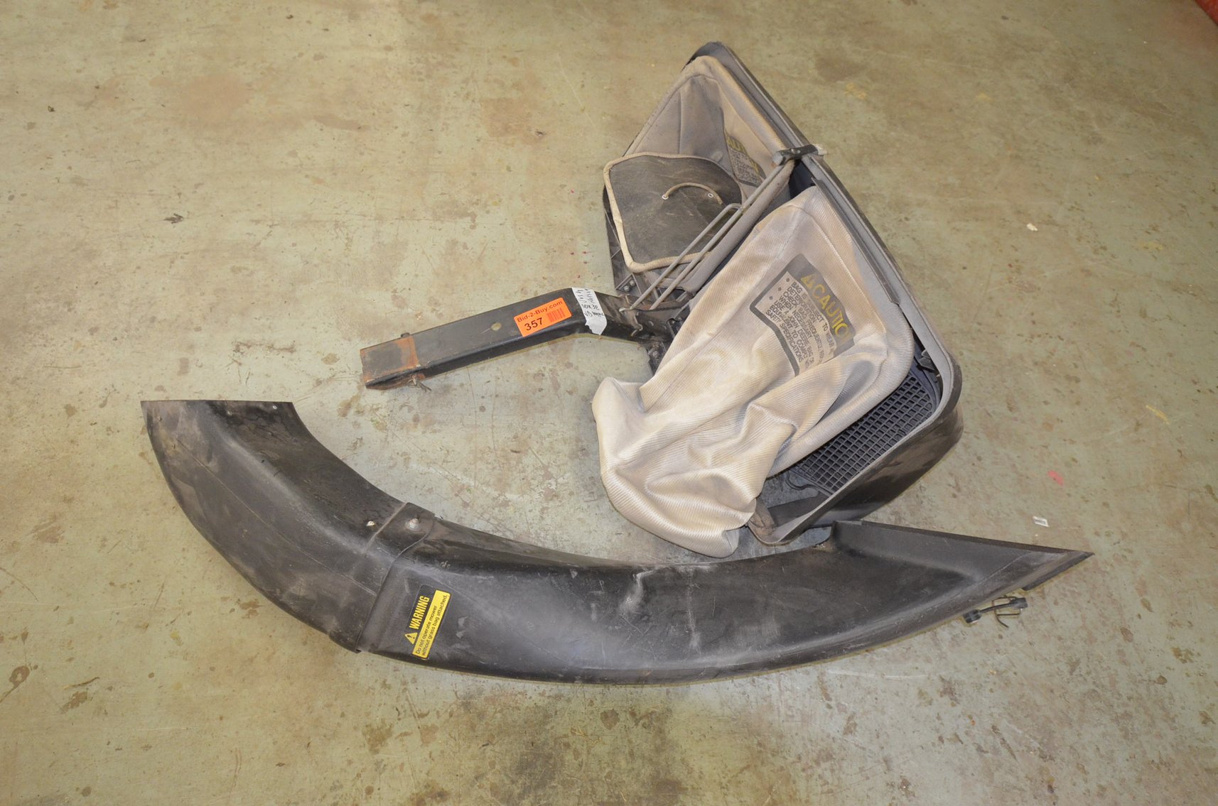 Image for 2000 FORD F350, ENCLOSED TRAILER, 100+ MORGAN  SILVER DOLLARS, 18 STEAMER TRUNKS, TOOLS & MORE!