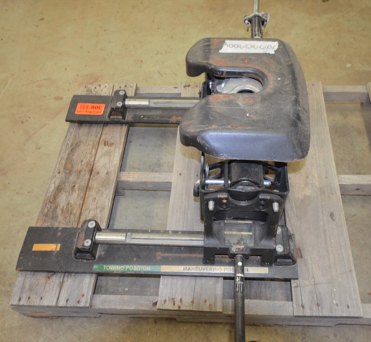 Image for 2000 FORD F350, ENCLOSED TRAILER, 100+ MORGAN  SILVER DOLLARS, 18 STEAMER TRUNKS, TOOLS & MORE!