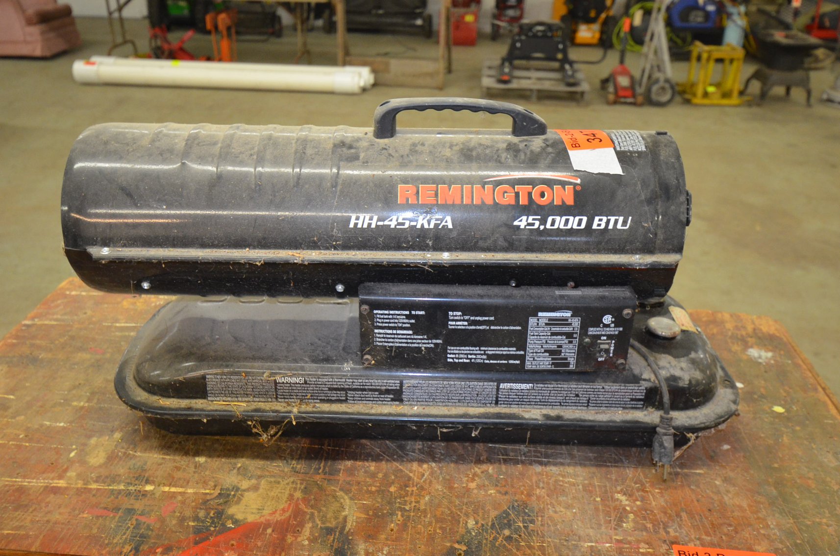 Image for 2000 FORD F350, ENCLOSED TRAILER, 100+ MORGAN  SILVER DOLLARS, 18 STEAMER TRUNKS, TOOLS & MORE!