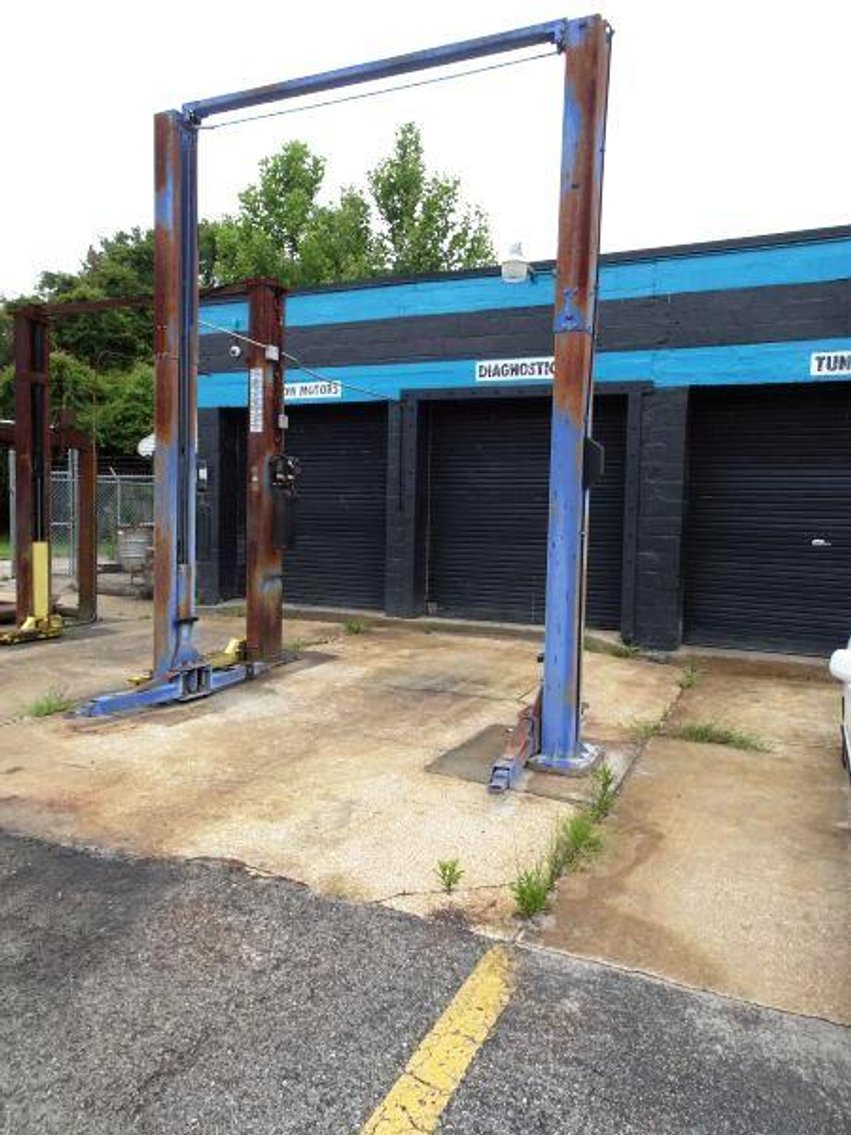 Image for Jacksonville, FL: Complete Liquidation of Assets of Little Bird Garage