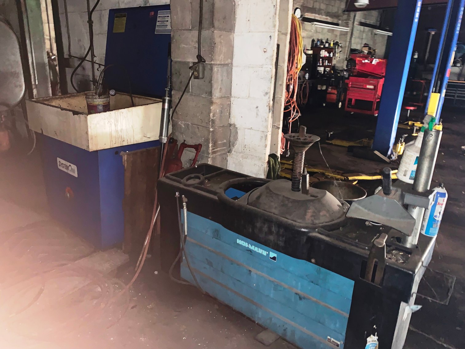 Image for Jacksonville, FL: Complete Liquidation of Assets of Little Bird Garage