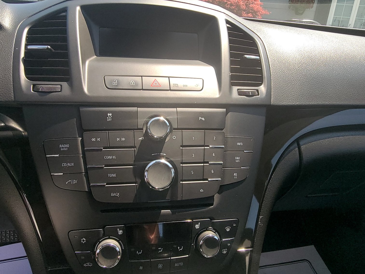 Image for 2011 Buick Regal CXL