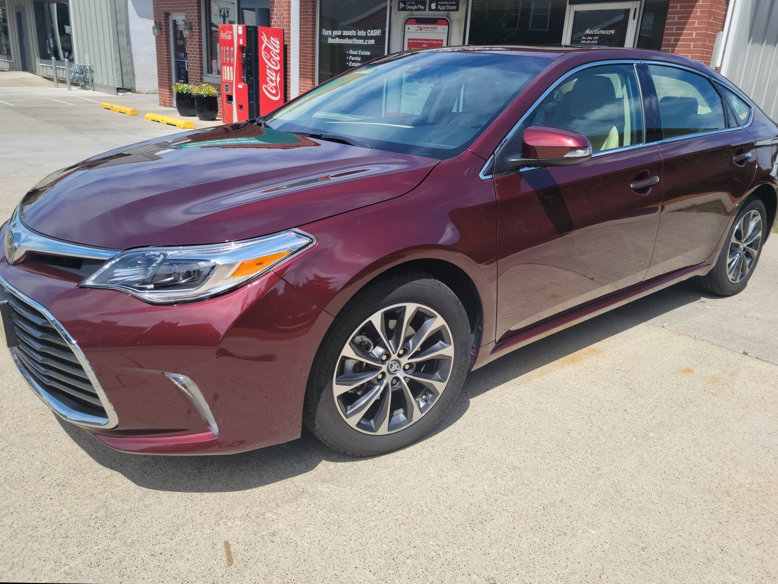 Image for 2017 Toyota Avalon