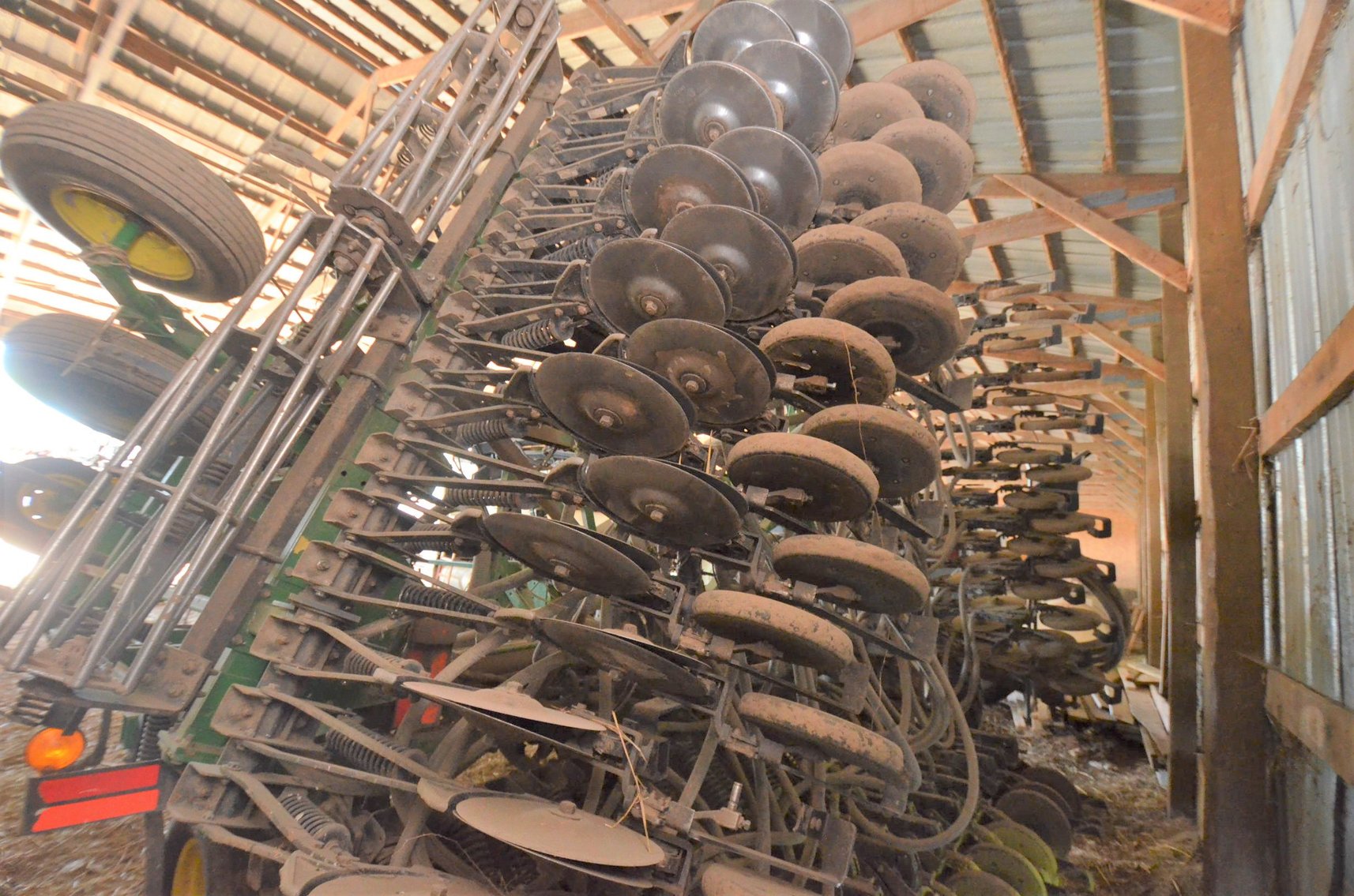 Image for JD 730 AIR SEEDER & FLEXI-COIL 1720 AIR CART