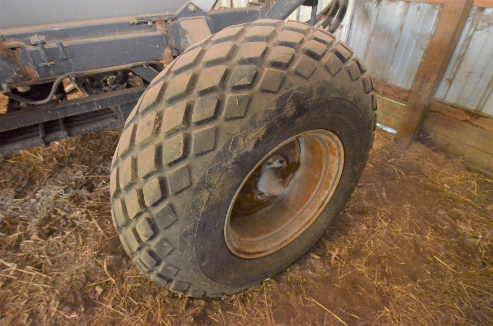 Image for JD 730 AIR SEEDER & FLEXI-COIL 1720 AIR CART