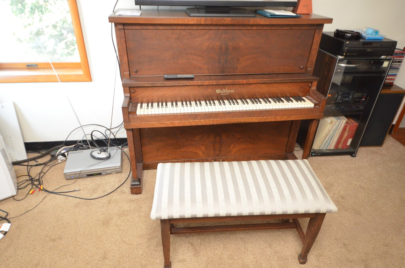 Image for WOOD WORKING TOOLS, APPLIANCES, FURNITURE, LAWN & GARDEN - Osseo, WI