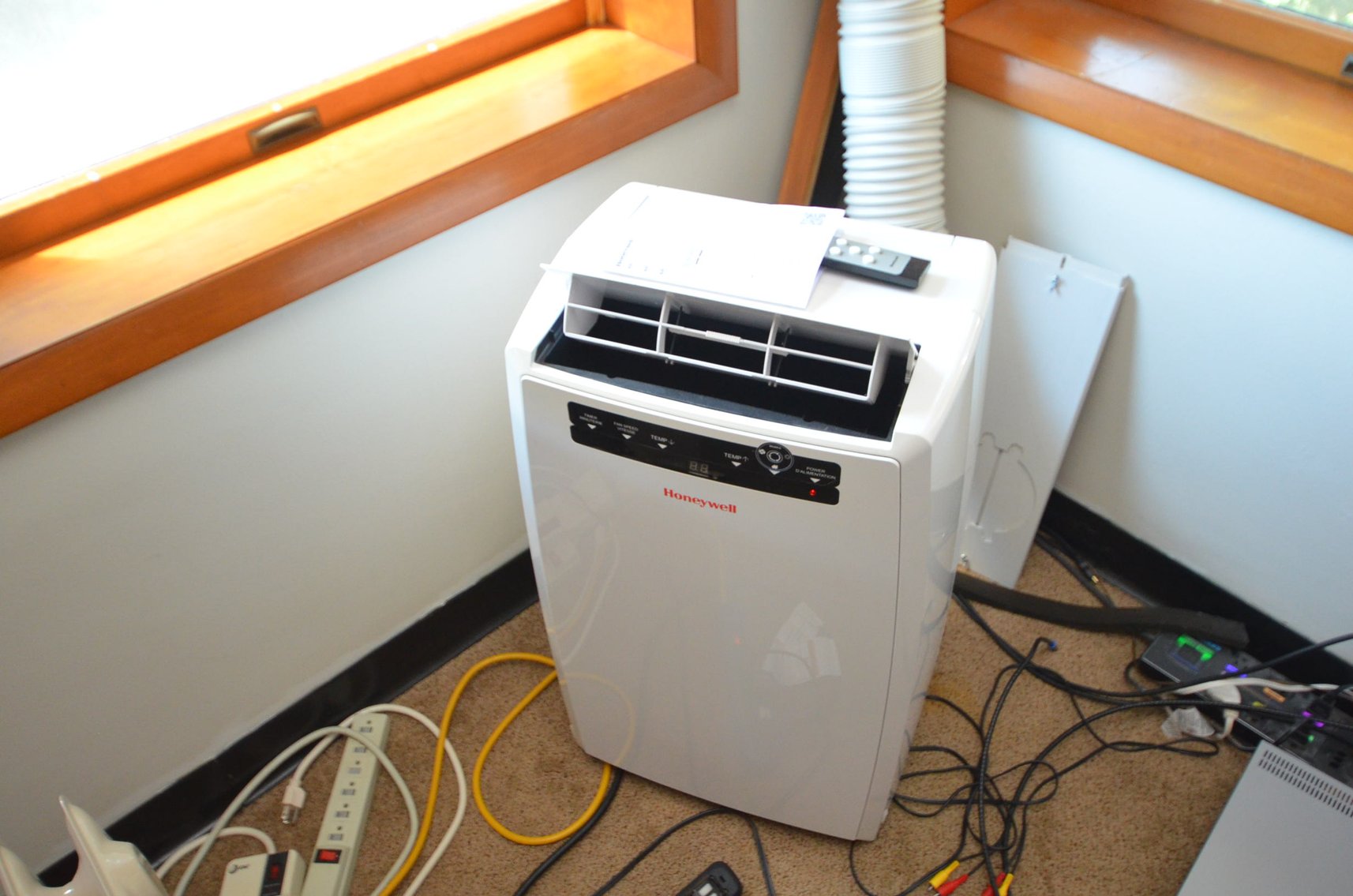 Image for WOOD WORKING TOOLS, APPLIANCES, FURNITURE, LAWN & GARDEN - Osseo, WI