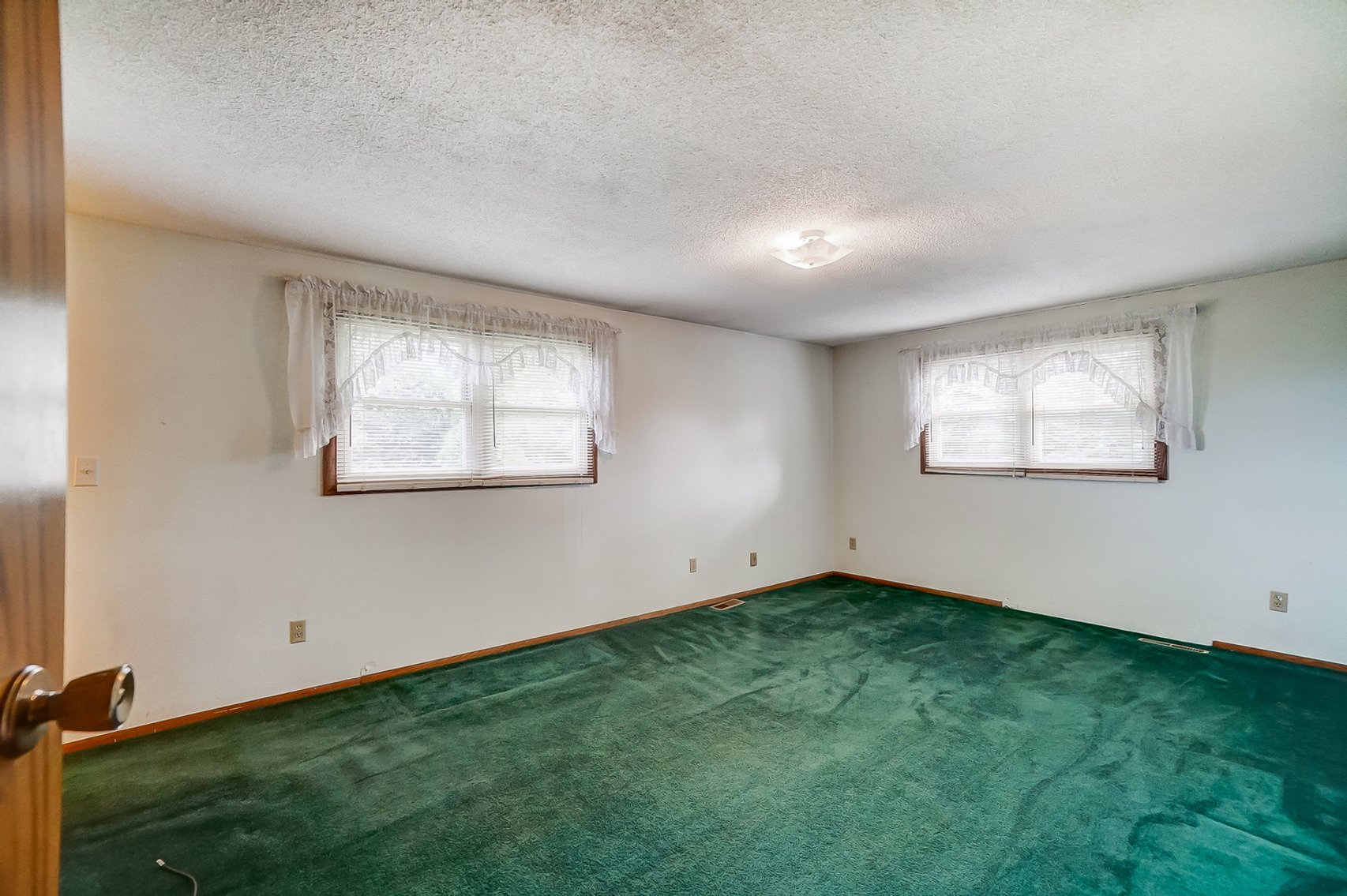 Image for 9052 Devils Hole Rd, Bowling Green, OH  43402