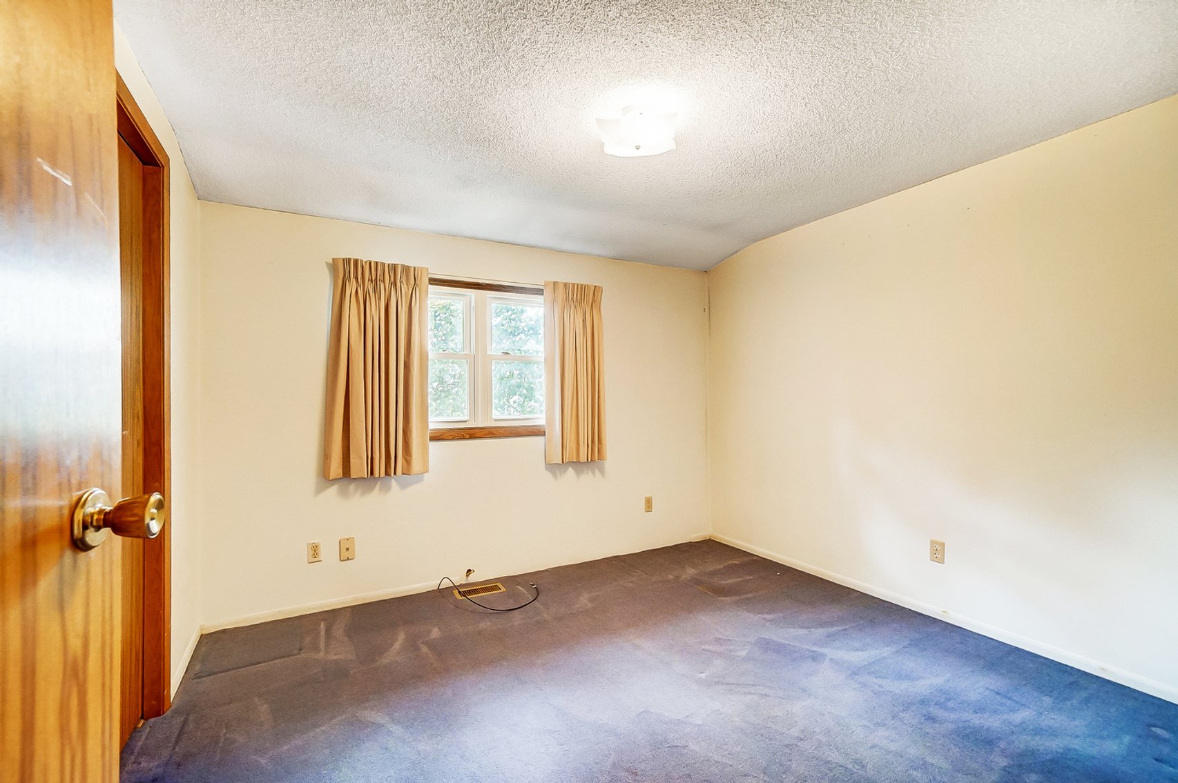 Image for 9052 Devils Hole Rd, Bowling Green, OH  43402