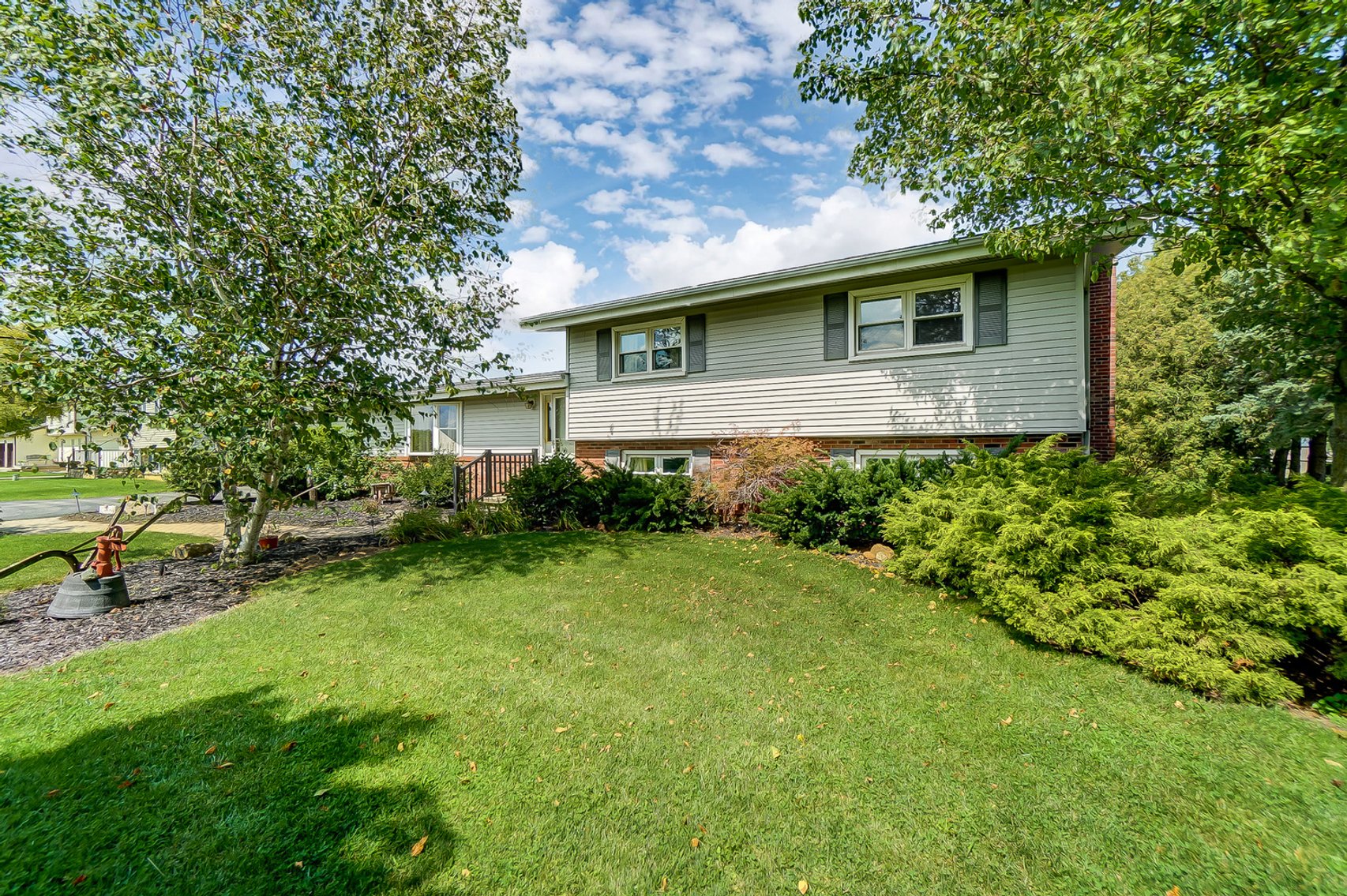 Image for 9052 Devils Hole Rd, Bowling Green, OH  43402