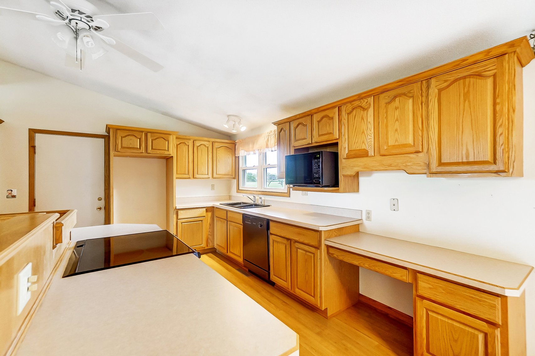 Image for 9052 Devils Hole Rd, Bowling Green, OH  43402