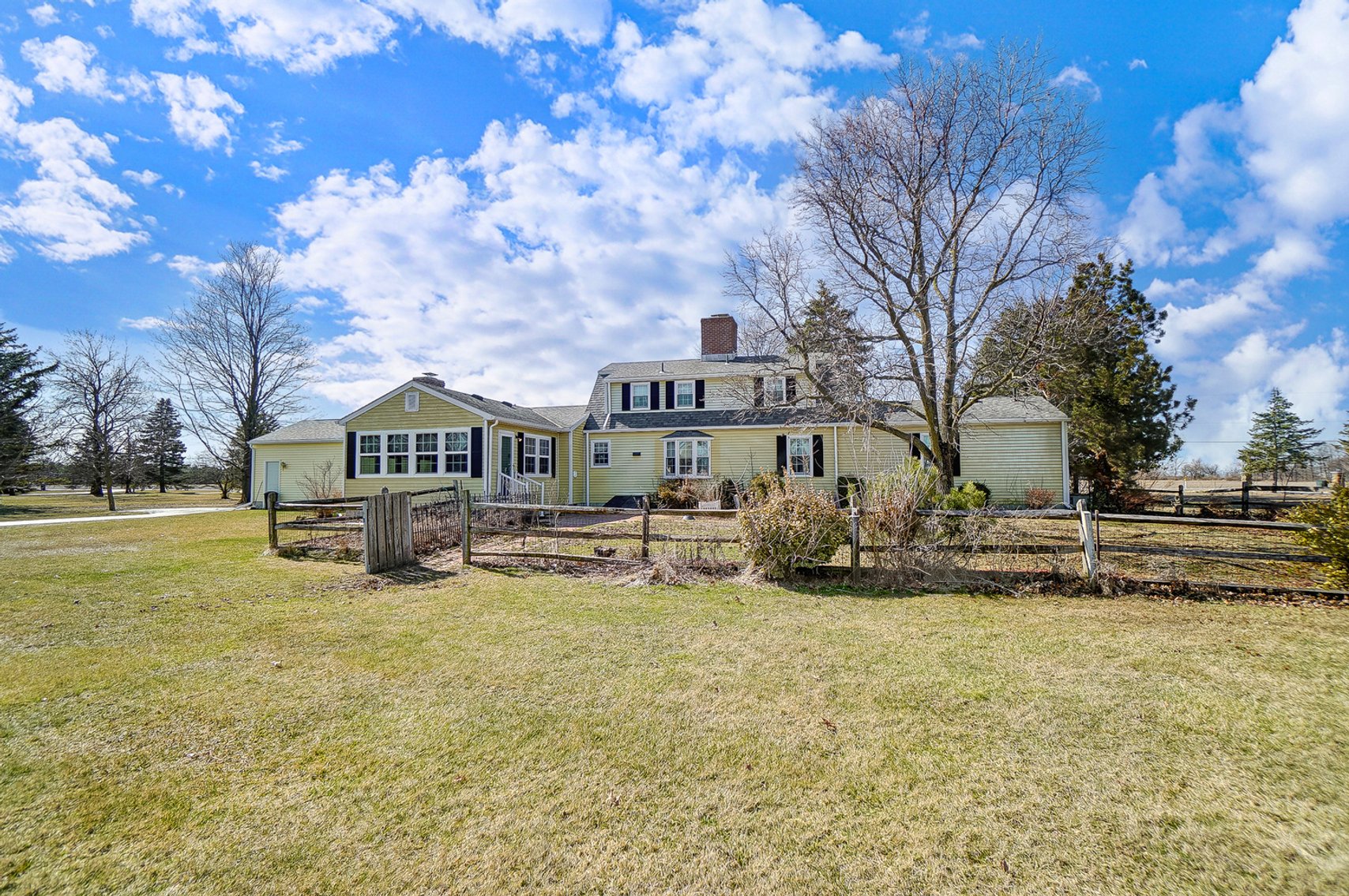 Image for 19200 Mercer Rd, Bowling Green, OH  43402