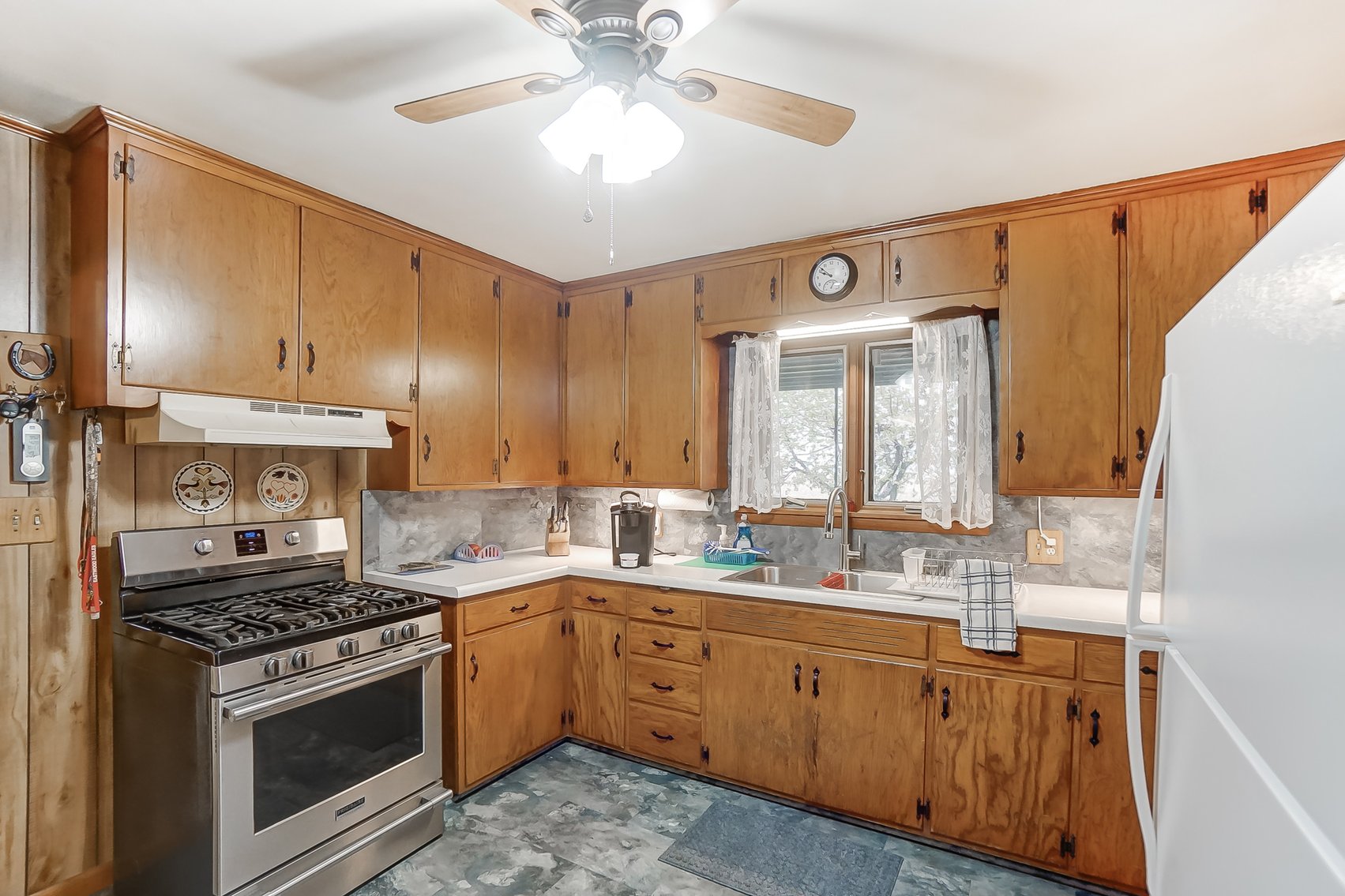 Image for 21073 Stony Ridge Rd, Luckey OH 43443