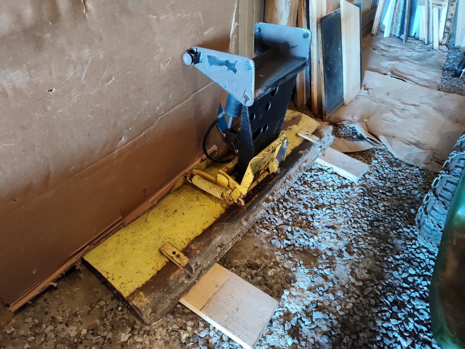 Image for Malinta Auction