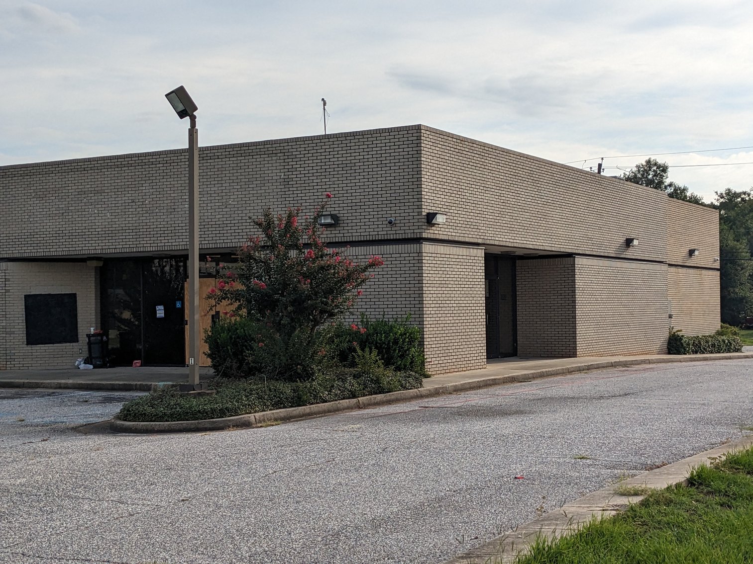 Image for Mobile, AL: 3,371± SF Former Bank Branch on 1.1± Acres at 2745 Government Blvd. (Mobile County)